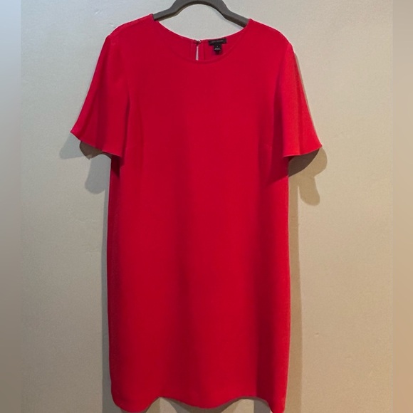 Ann Taylor Dresses & Skirts - Ann Taylor Cherry Red Flutter Sleeve Sheath Dress Women’s Size 8